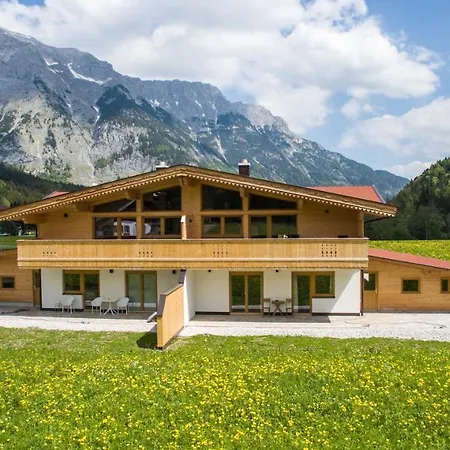 Chalet Alpenchalet Im Leutaschtal