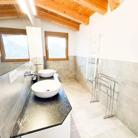 Dağ evi Alpenchalet Im Leutaschtal *
