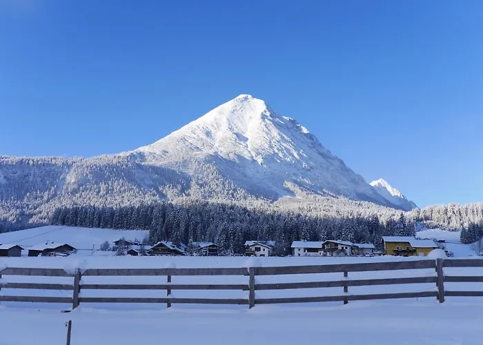 샬레 Alpenchalet Im Leutaschtal